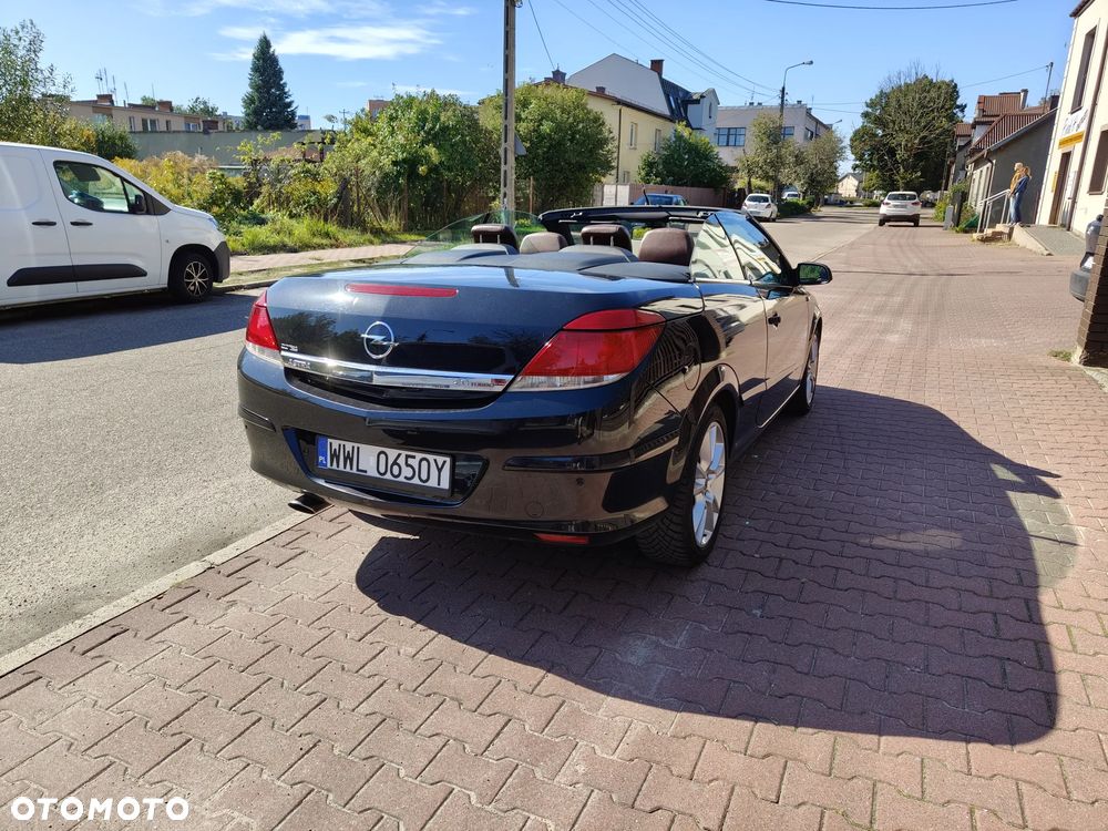 Opel Astra II Cabrio 2.0 T - 4