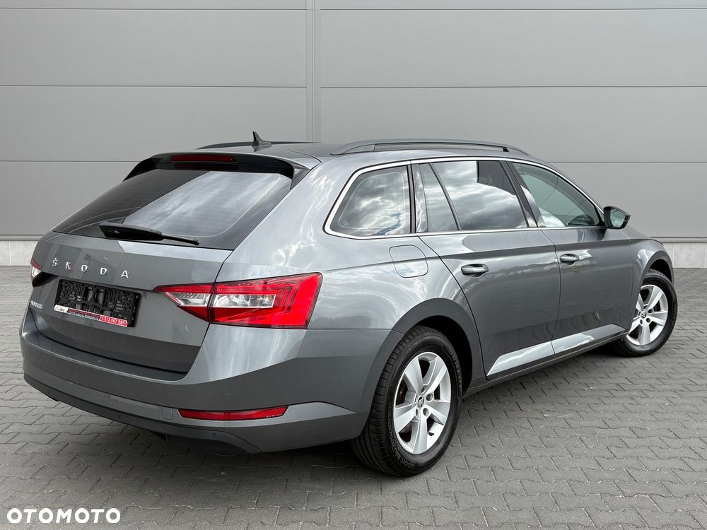 Skoda Superb 2.0 TDI Active - 10