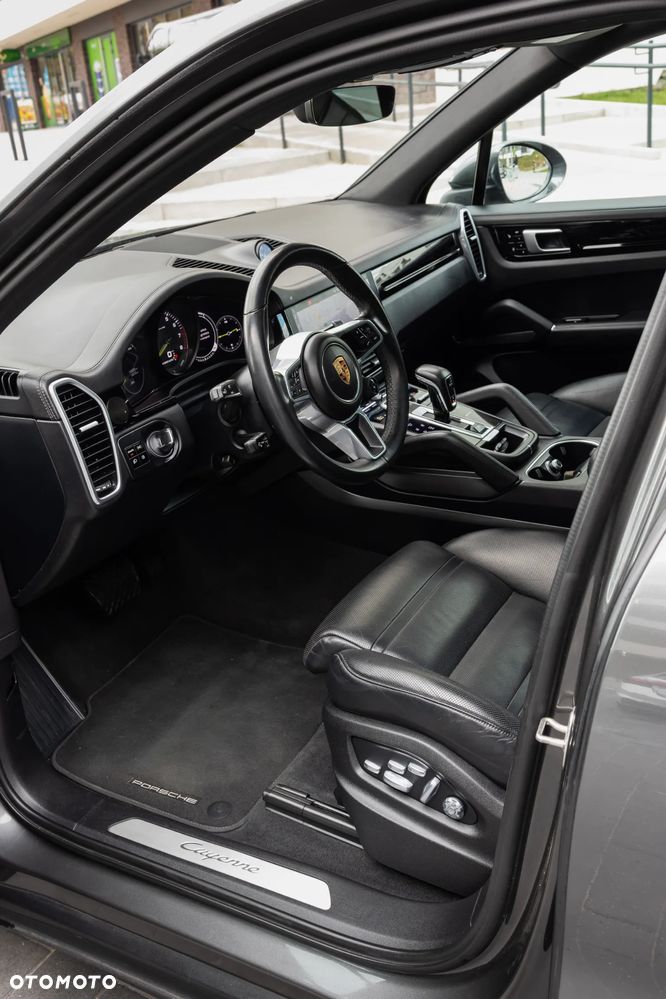 Porsche Cayenne E-Hybrid Tiptronic S Platinum Edition - 16