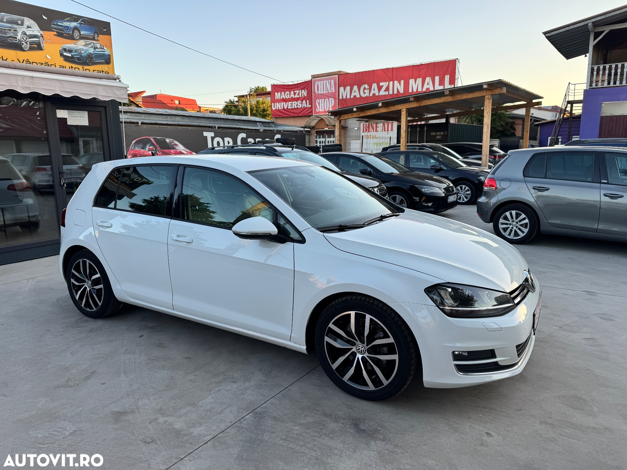 Volkswagen Golf 1.4 TSI BMT Highline - 4