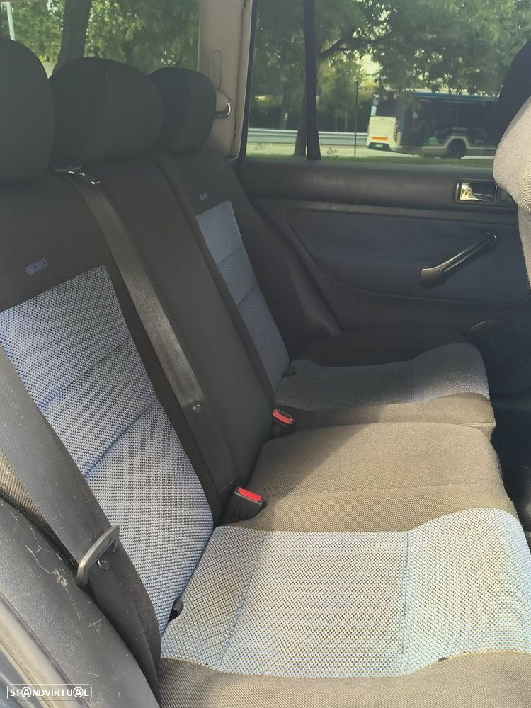 VW Golf Variant - 14