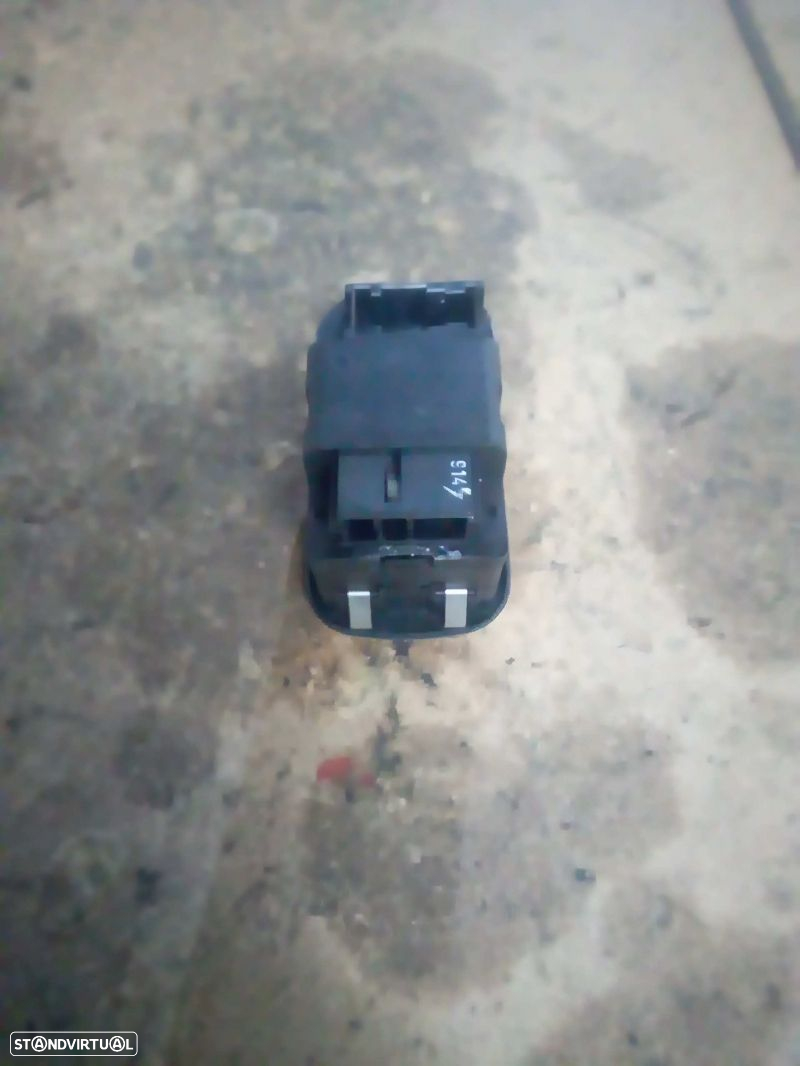 Botão Do Vidro F.E Peugeot 206 Hatchback (2A/C) - 2