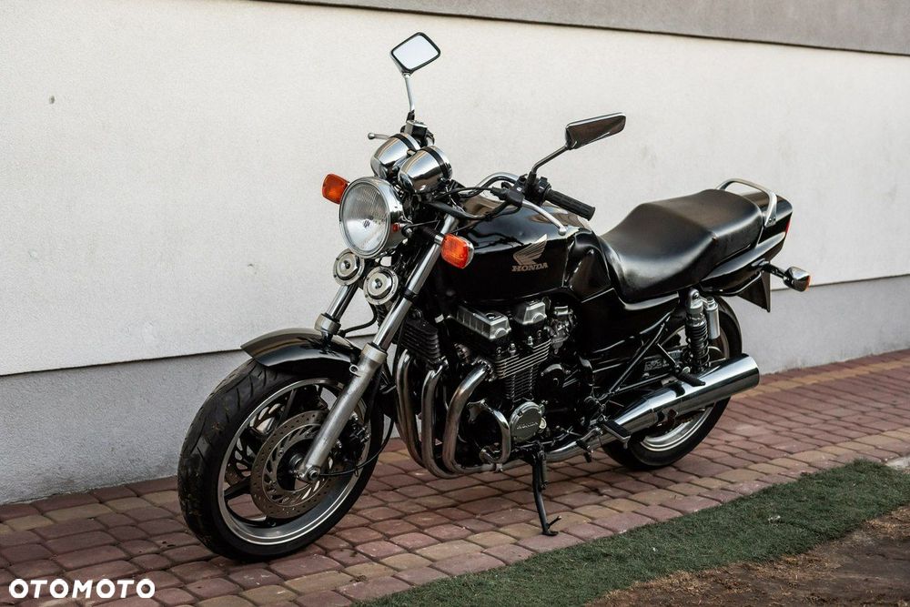 Honda CB - 7