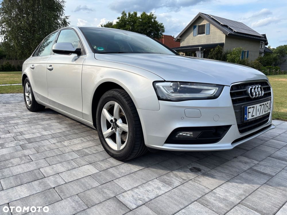 Audi A4 Limousine - 2