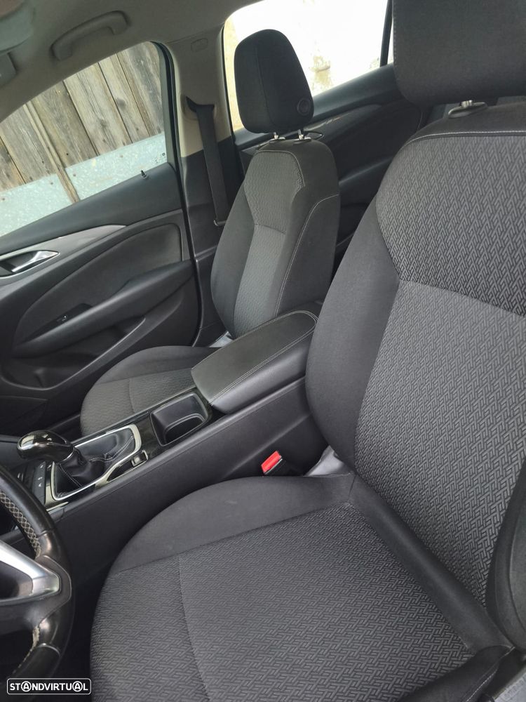 Opel Insignia Sports Tourer - 6