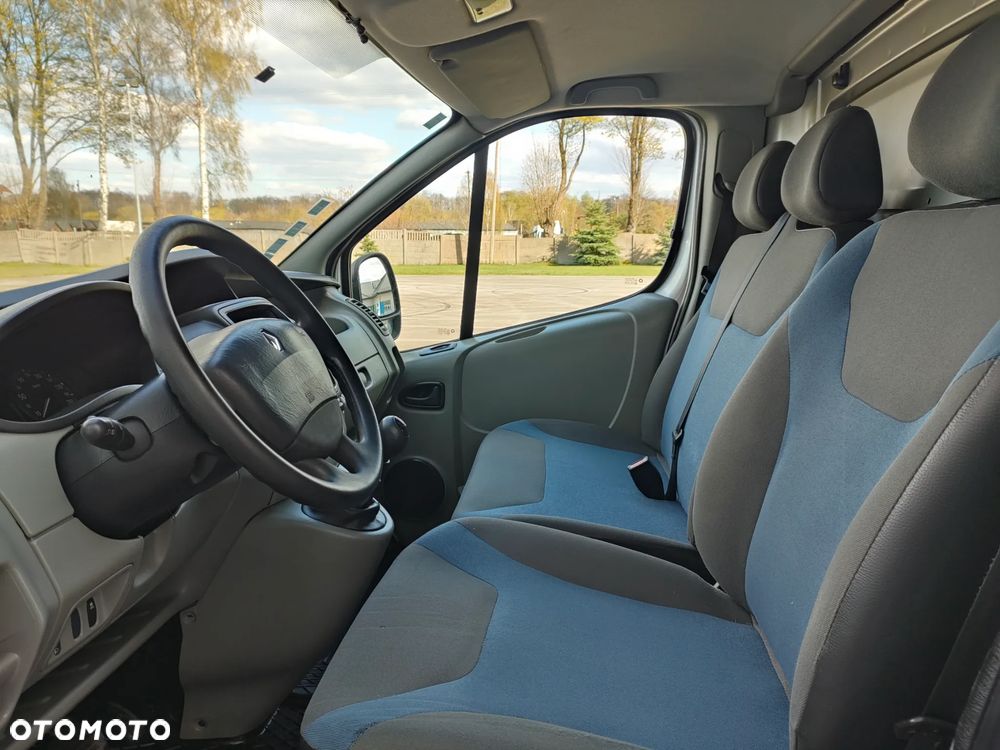 Opel Vivaro - 12