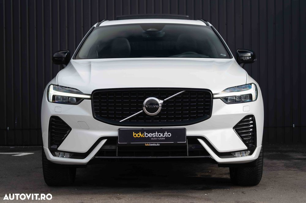 Volvo XC 60 B4 MHEV AT8 AWD R-Design - 2