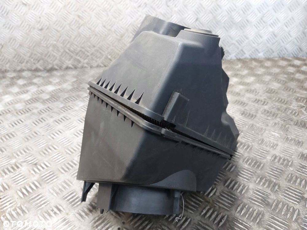 OBUDOWA FILTRA POWIETRZA AUDI A6 C6 3.0 TDI 059133835E 037906283C - 5