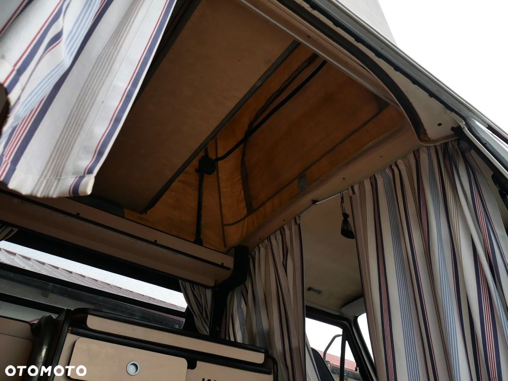 Volkswagen T3 Westfalia - 26
