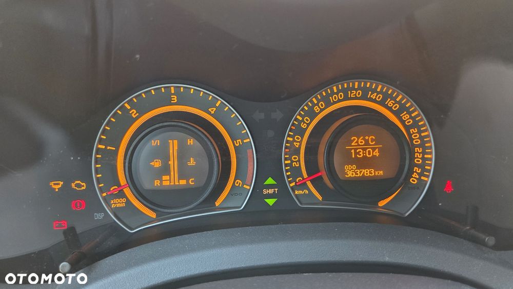 Toyota Auris 2.0 D-4D - 10