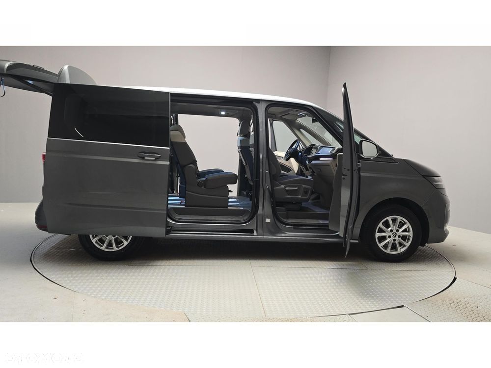 Volkswagen Multivan - 13