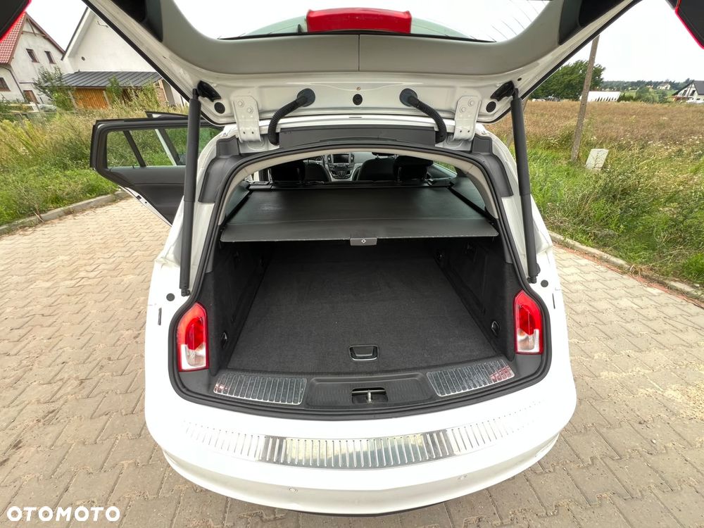 Opel Insignia - 24