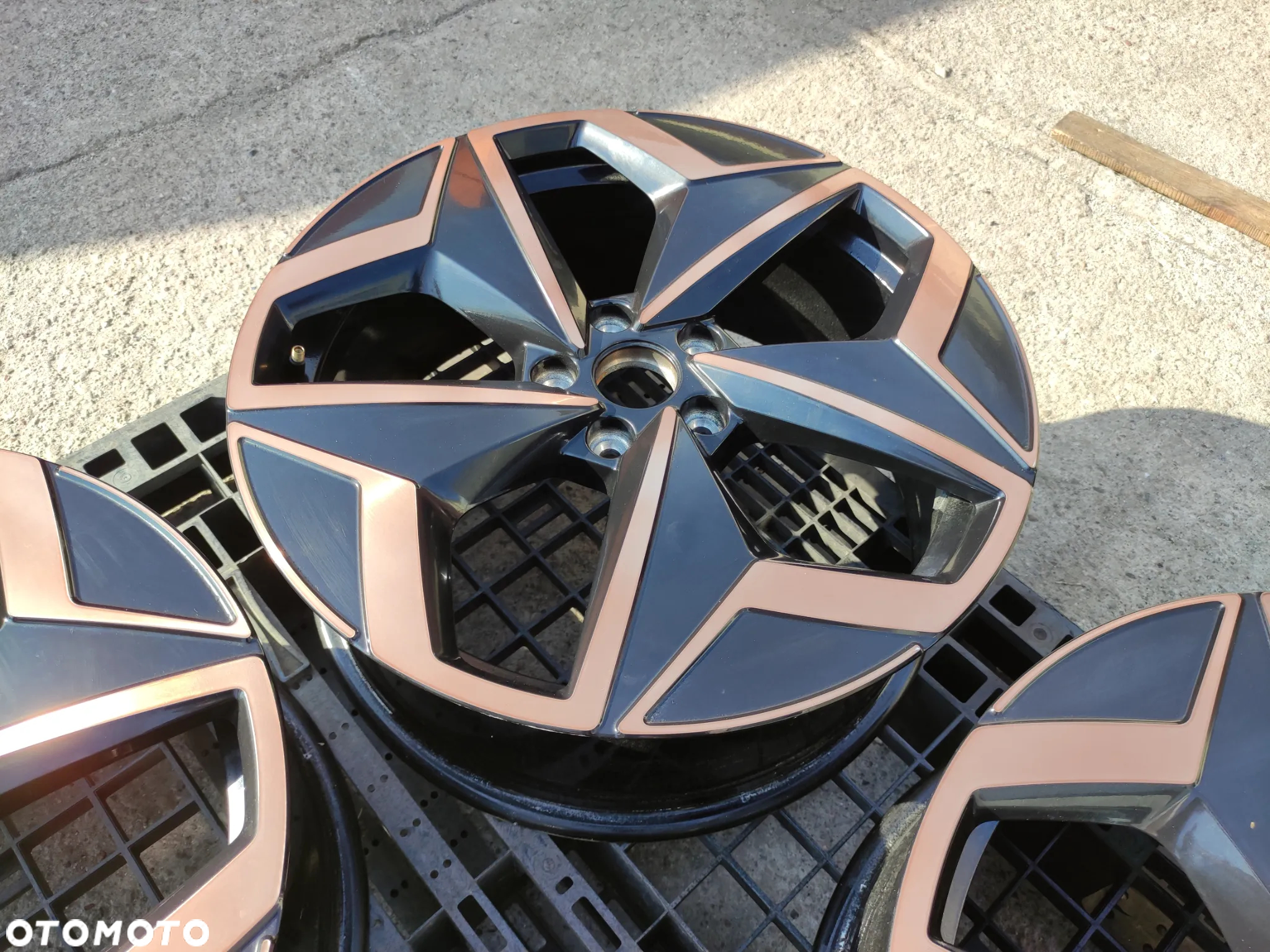 5x112 Alufelgi Felgi Aluminiowe 19 VW 10A ID.3 GOLF V 5 VI 6 VII 7 VIII 8 Skoda Octavia III IV 3 4  SEAT LEON II III IV 2 3 4 Cupra  Audi A3 8P 8V  Legnica ALU-RAD - 17