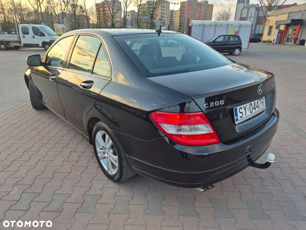 Mercedes-Benz Klasa C 200 CDI DPF BlueEFFICIENCY Elegance - 2