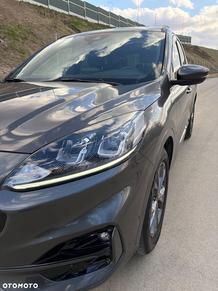 Ford Kuga 1.5 EcoBoost FWD ST-Line - 11