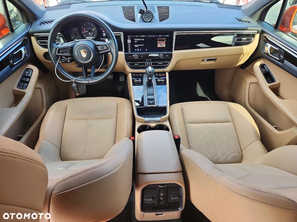 Porsche Macan - 8