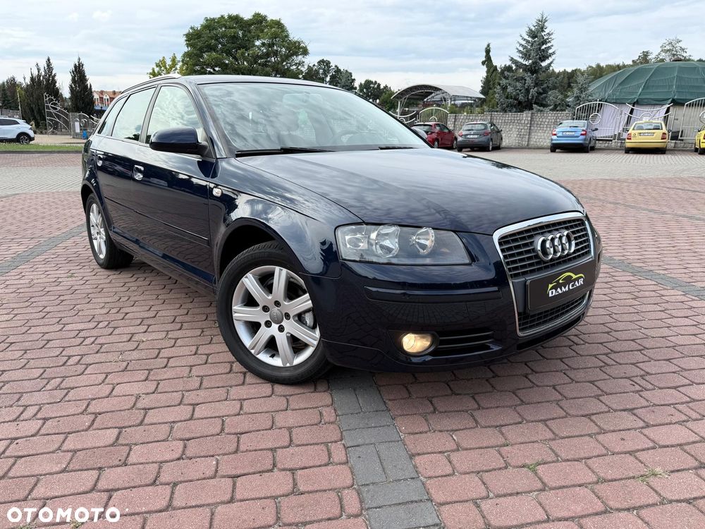 Audi A3 Sportback 1.6 FSI Ambiente - 3