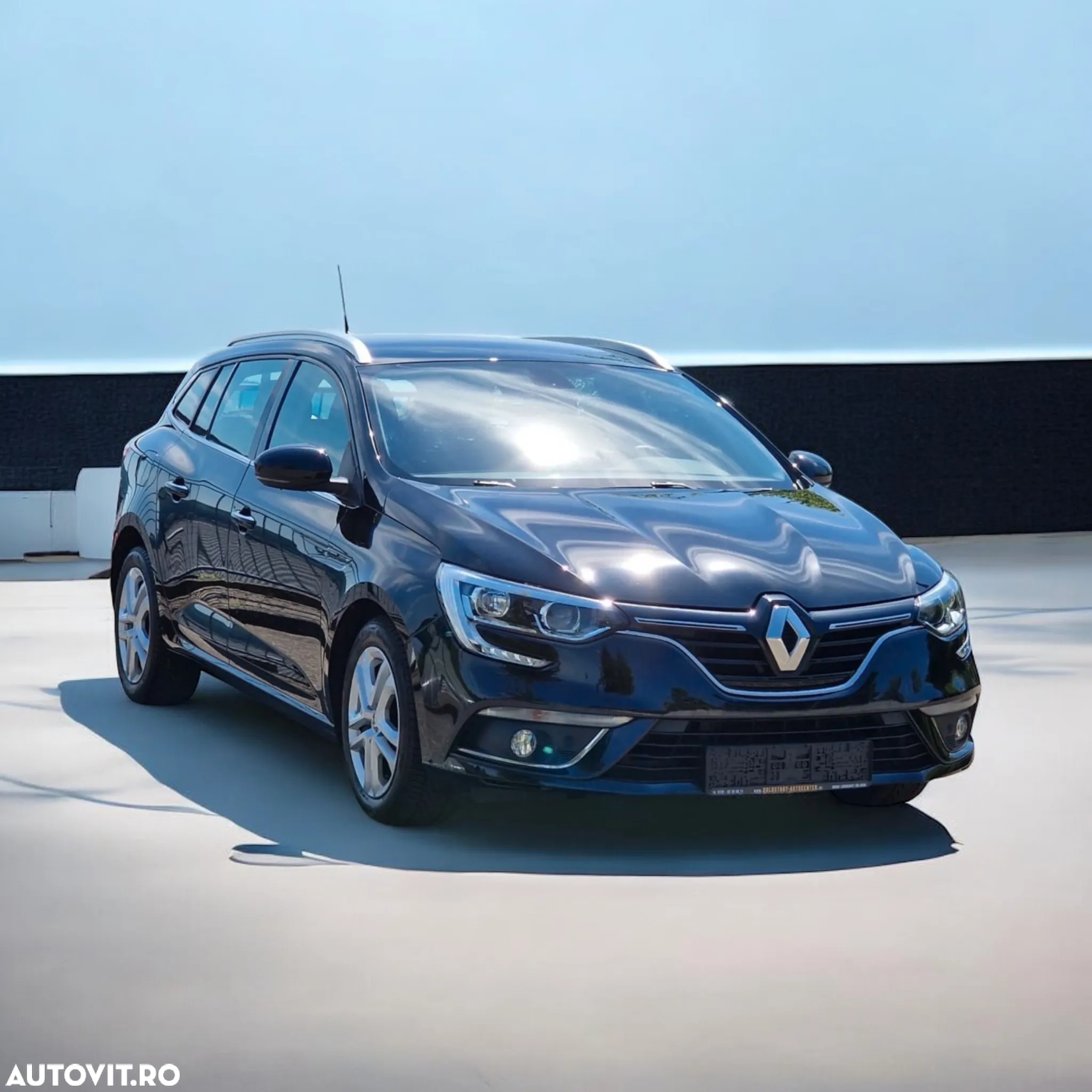 Renault Megane BLUE dCi EDC Limited - 2