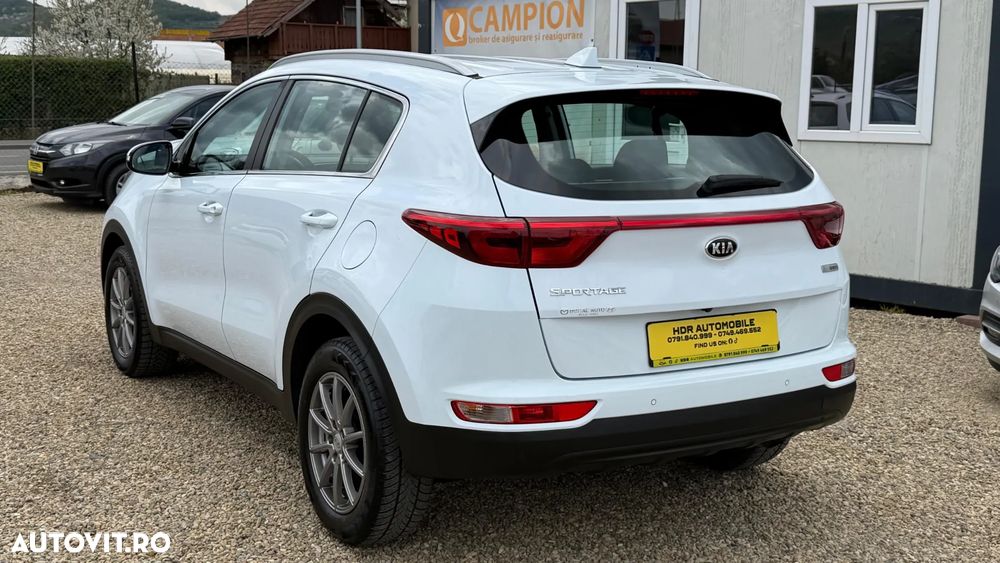 Kia Sportage 1.7 DSL 6MT 4x2 Plus - 9