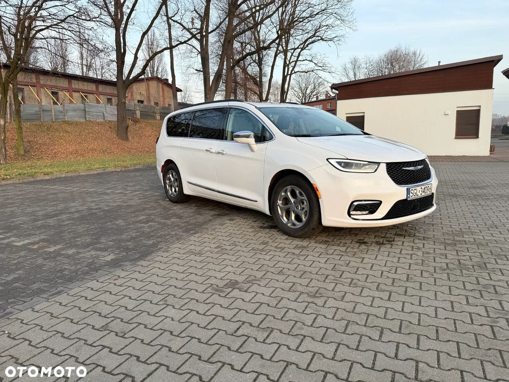 Chrysler Pacifica - 18