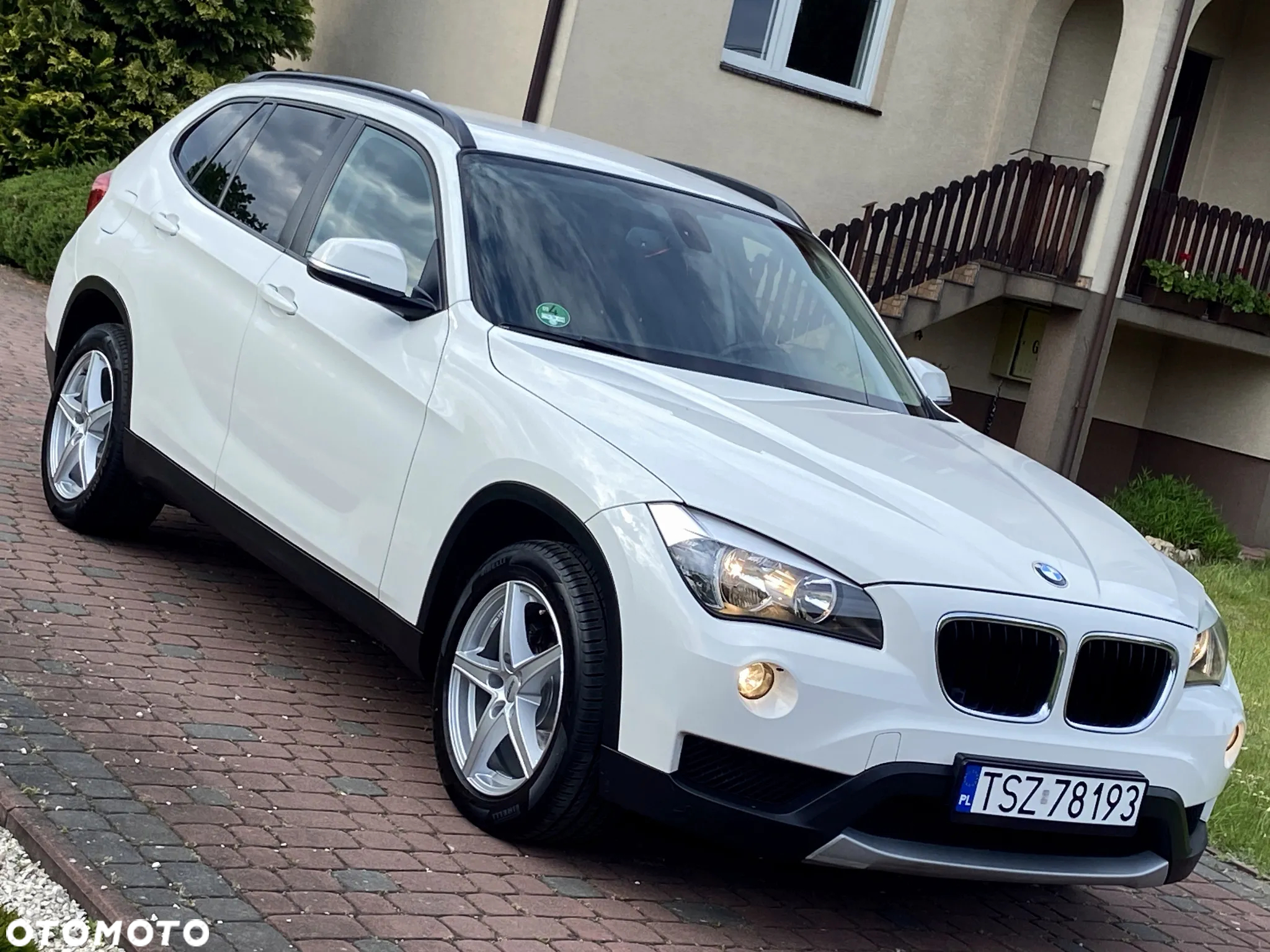 BMW X1 xDrive18d - 17