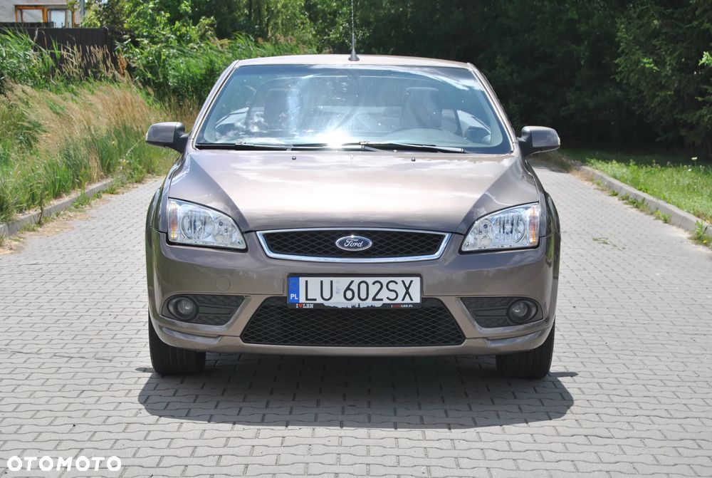 Ford Focus CC 1.6 Sport - 12