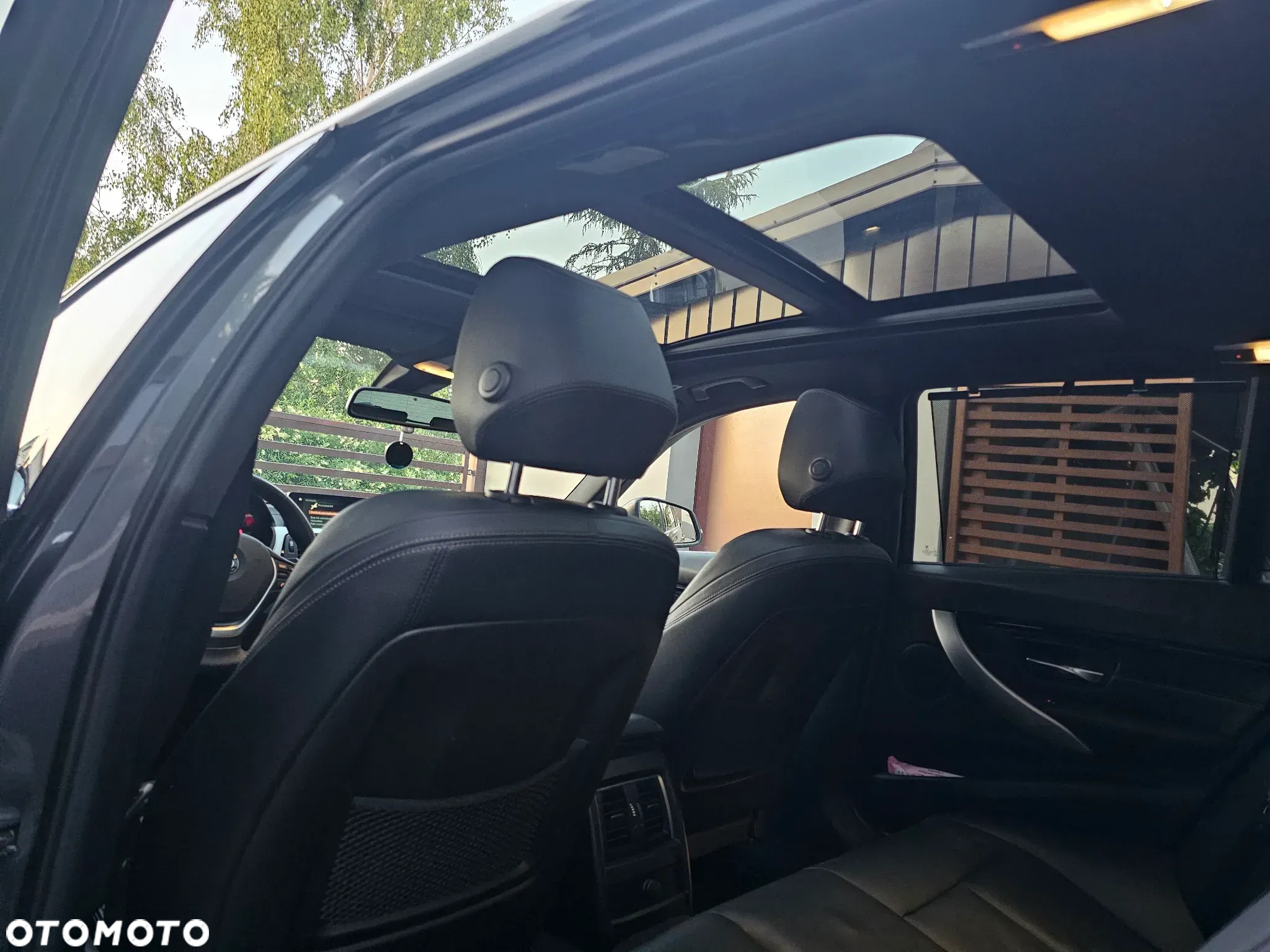 BMW Seria 3 318d Luxury Line Purity - 22