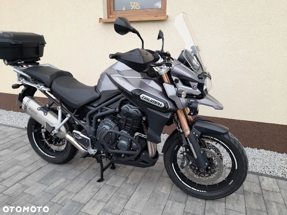 Triumph Tiger - 2
