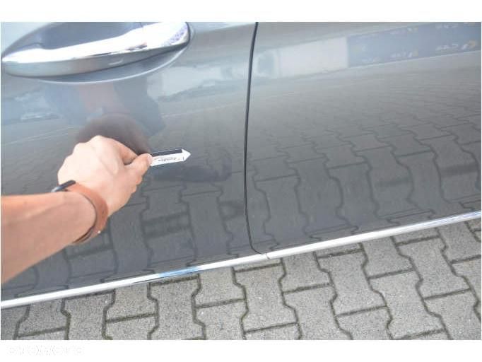 Mercedes-Benz Klasa E - 28