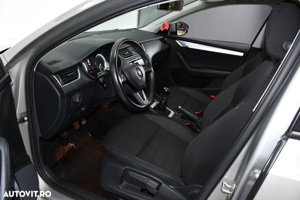 Skoda Octavia - 15