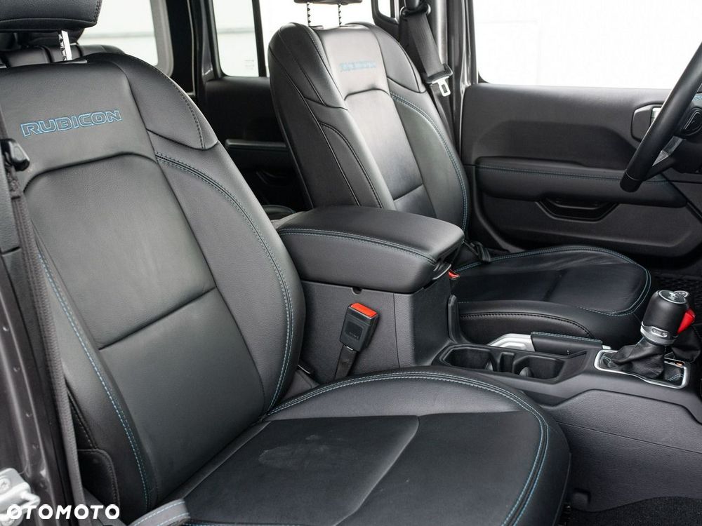 Jeep Wrangler - 29