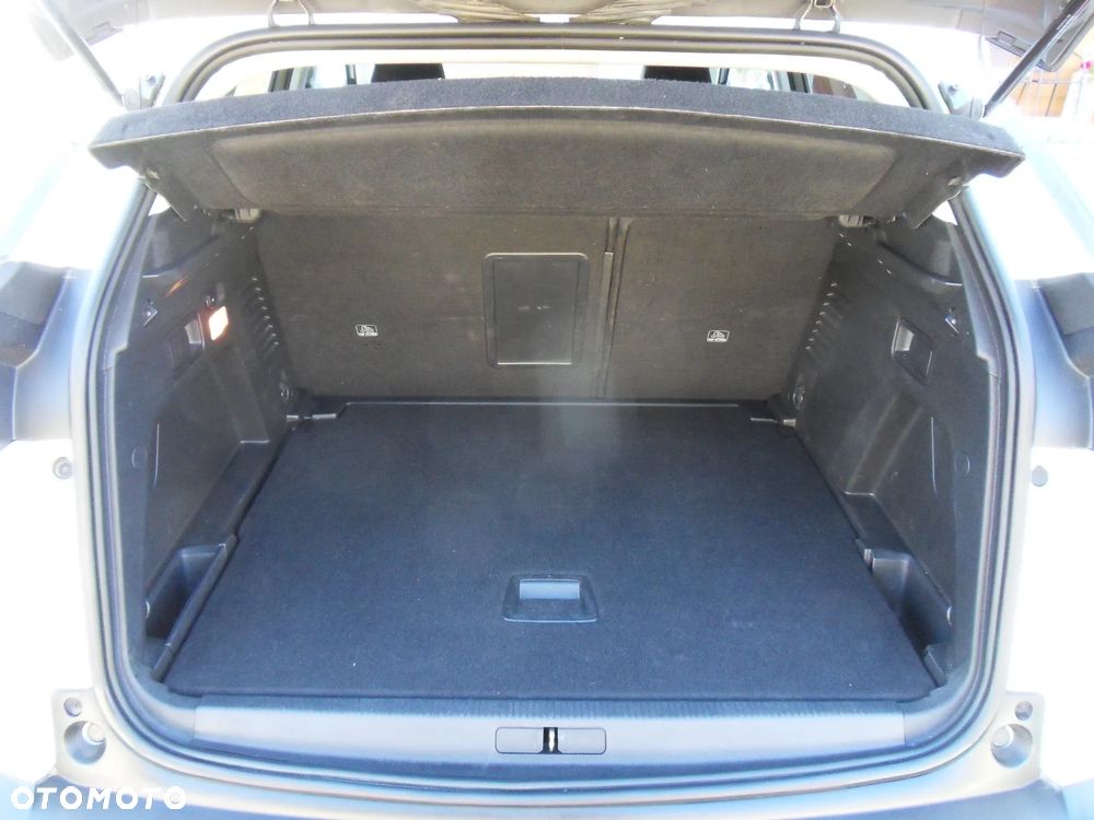 Peugeot 3008 1.5 BlueHDi Allure S&S EAT8 - 9