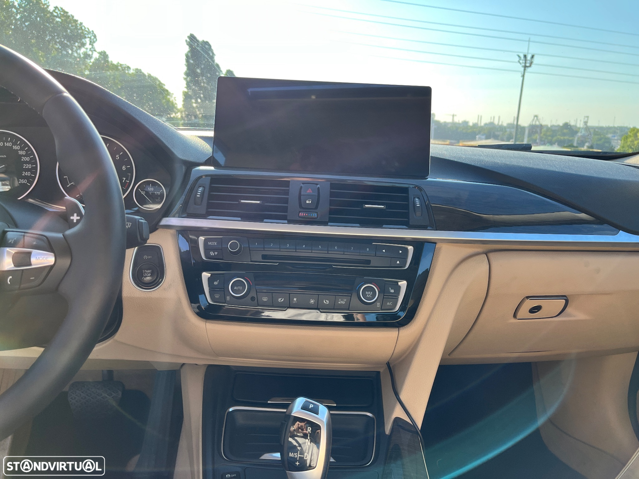 BMW 328 i Aut. Luxury Line - 21