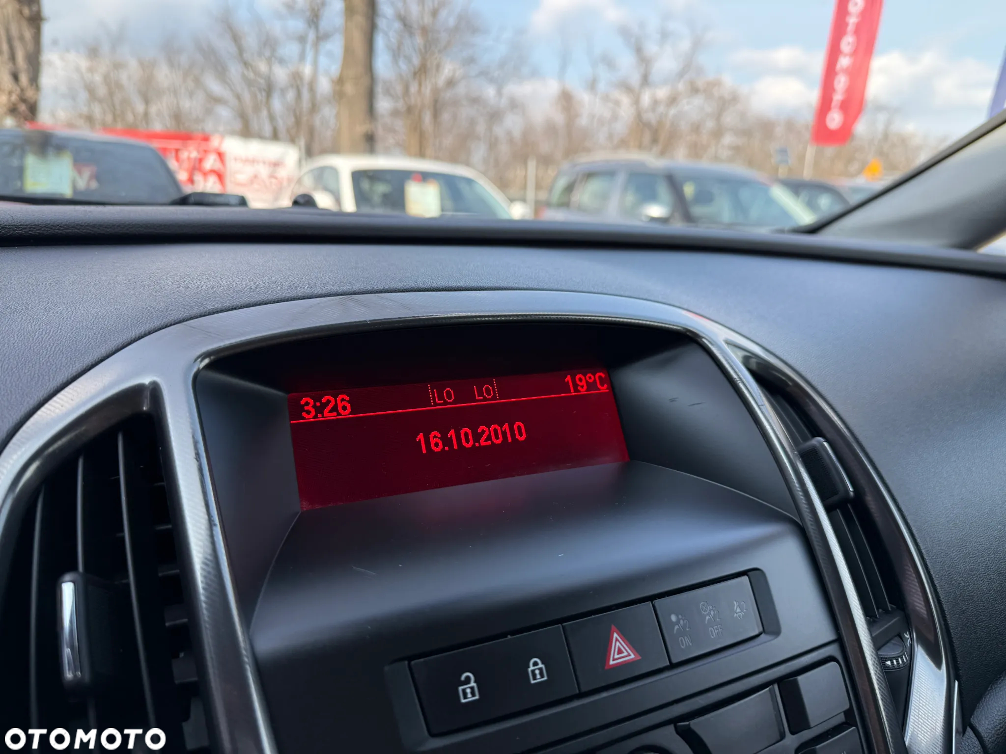 Opel Astra 1.4 EcoFLEX Cosmo - 29