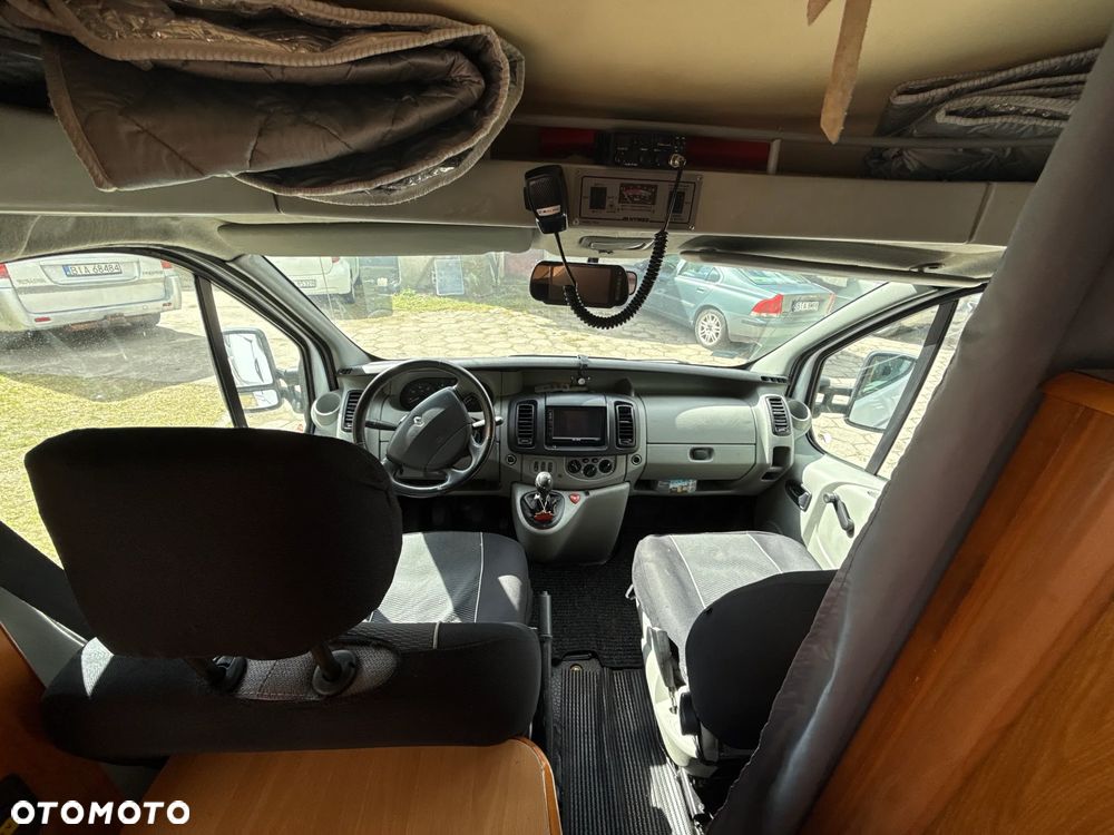 Renault TRAFIC - 6