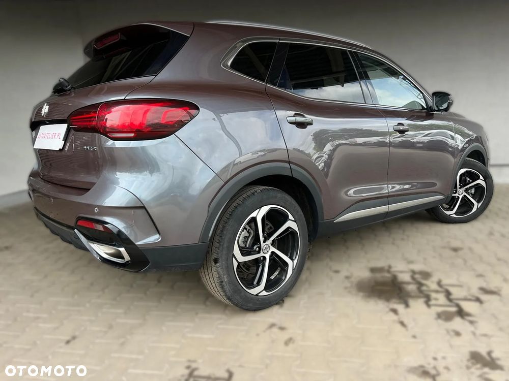 MG HS 1.5 T-GDI Exclusive DCT - 8