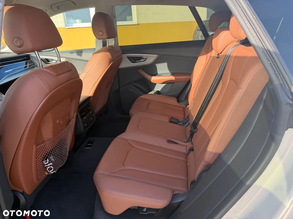 Audi Q8 50 TDI mHEV Quattro Tiptronic - 6