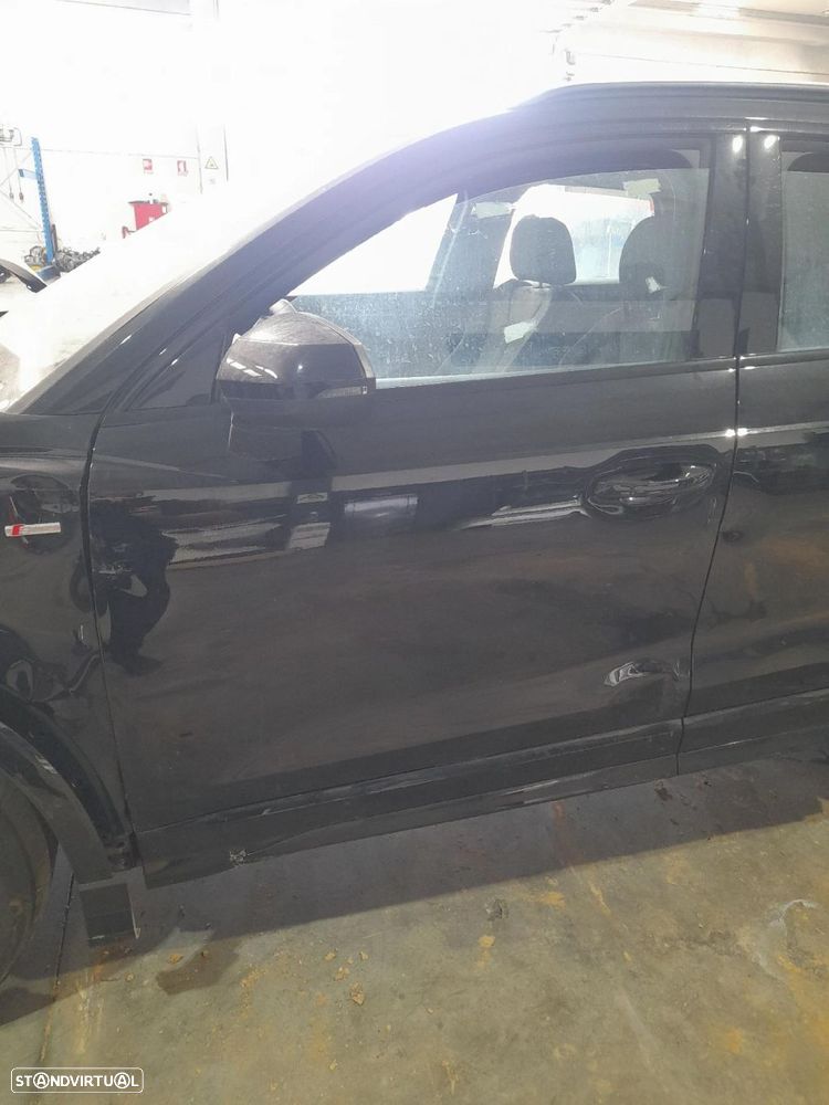 Porta frente esquerda AUDI Q3 (F3B) - 4