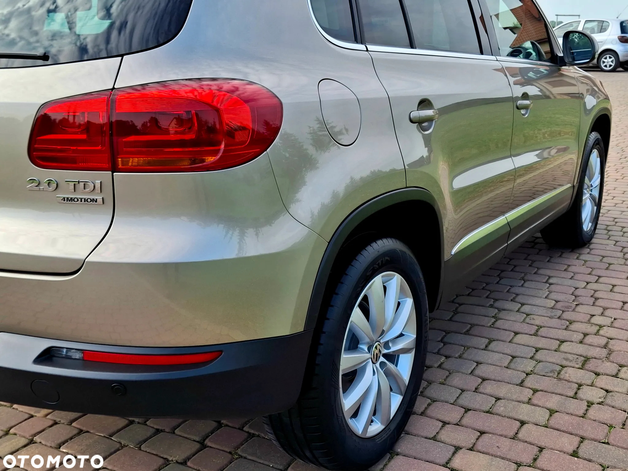 Volkswagen Tiguan 2.0 TDI DPF 4Motion BlueMotion Technology DSG Cup Sport & Style - 16