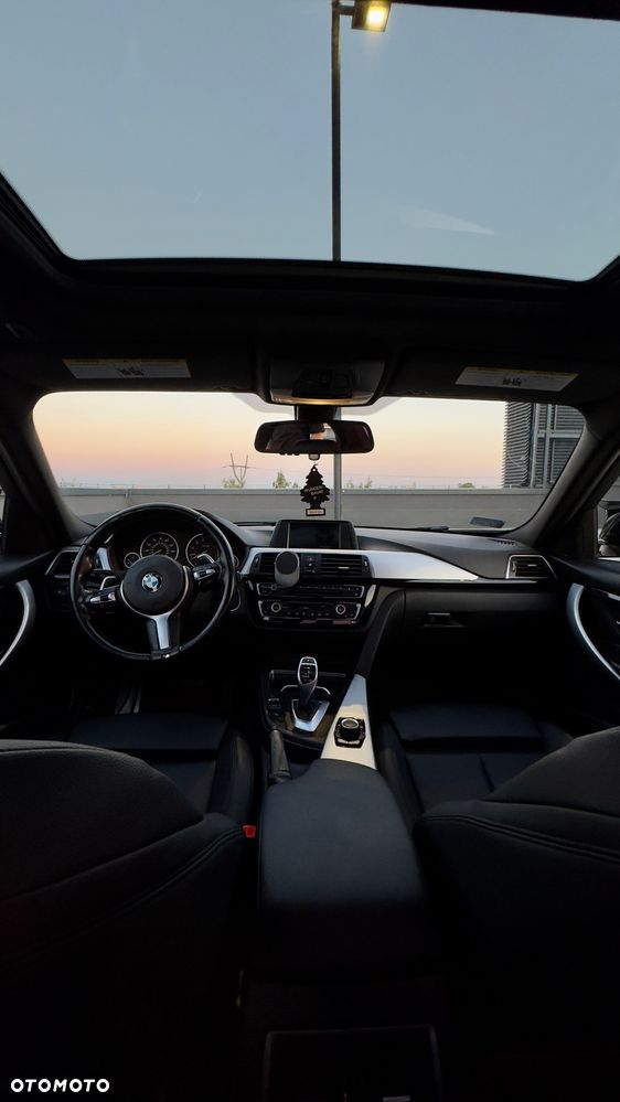 BMW Seria 3 328i - 15