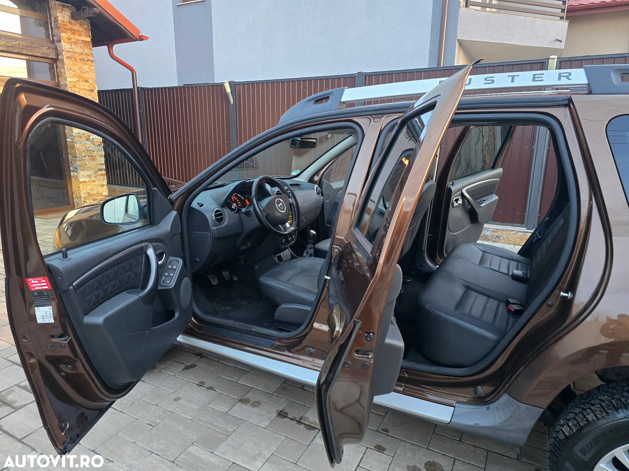 Dacia Duster 1.5 dCi 4x2 Laureate - 12