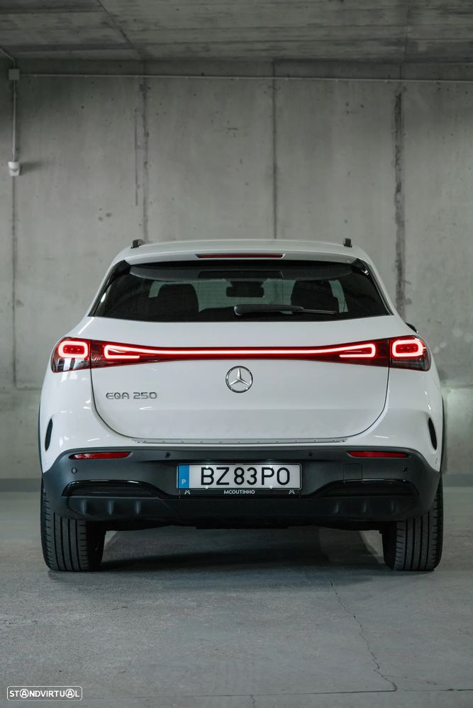 Mercedes-Benz EQA - 5