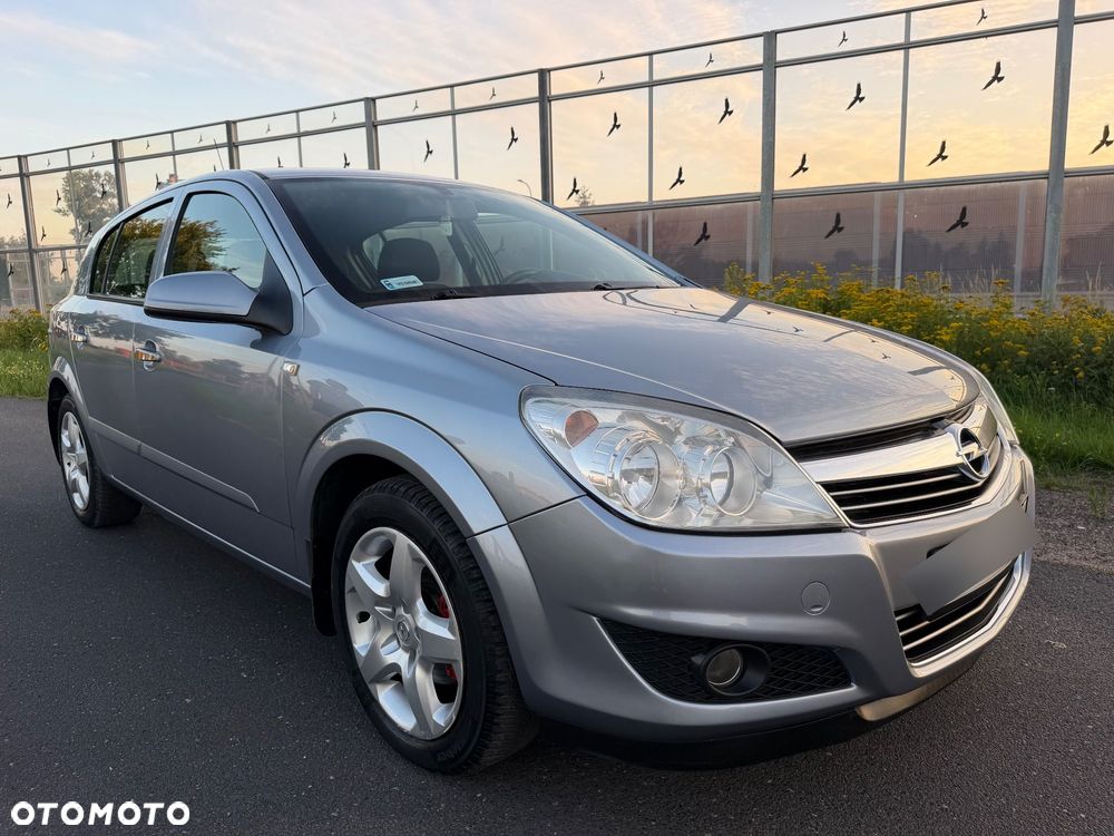 Opel Astra 1.4 Enjoy - 1