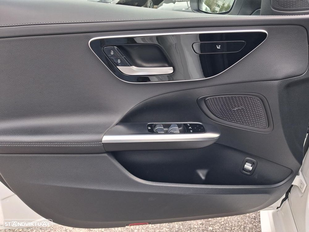 Mercedes-Benz C 300 - 7