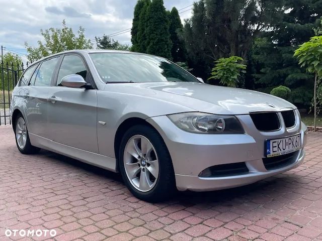 BMW Seria 3 318i - 8