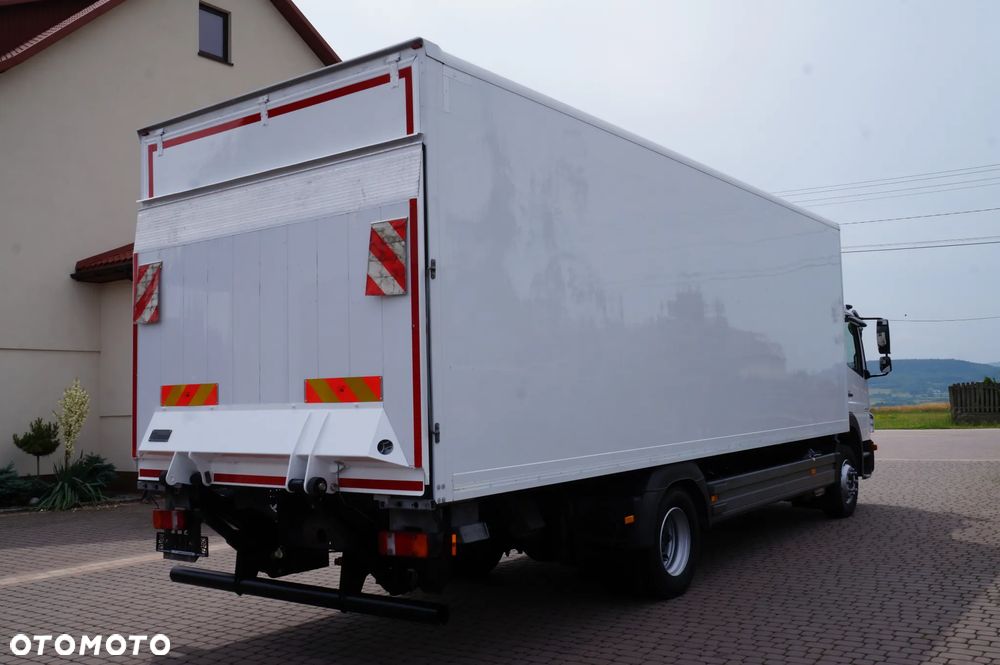Mercedes-Benz ATEGO 1222 EURO 5 KONTENER 7.30 m 269 TYS KM KLIMATYZACJA 3 OSOBY MANUAL 1318 - 4