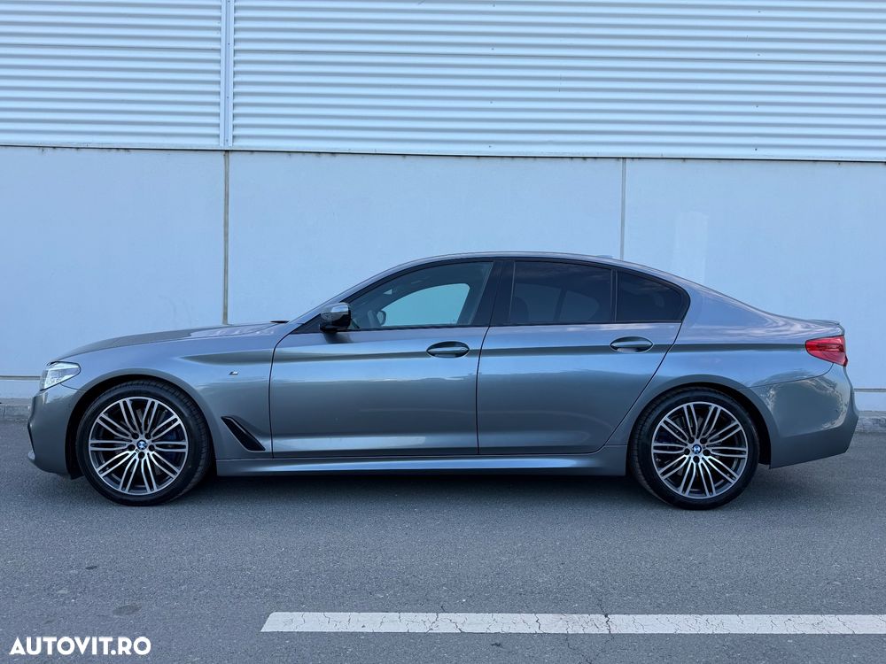 BMW Seria 5 540i xDrive AT - 16