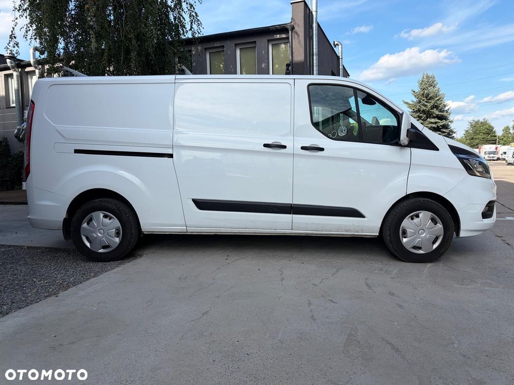 Ford Transit Custom 320 L2H1 Ambiente (bryg.) - 20