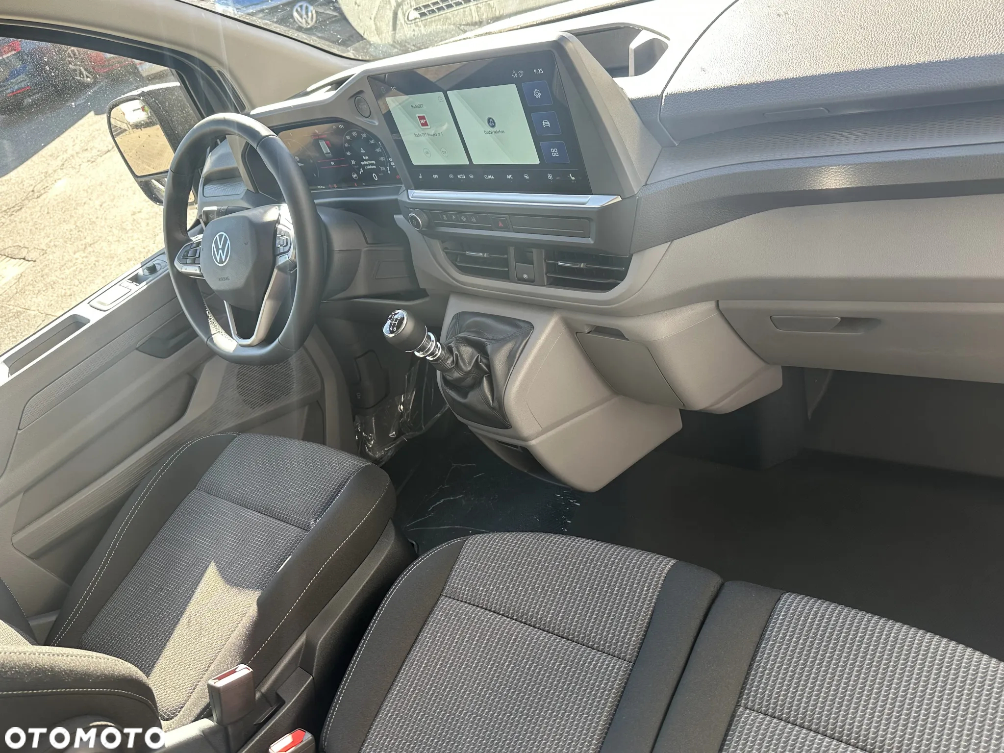 Volkswagen Transporter T7 Brygadowy - 14