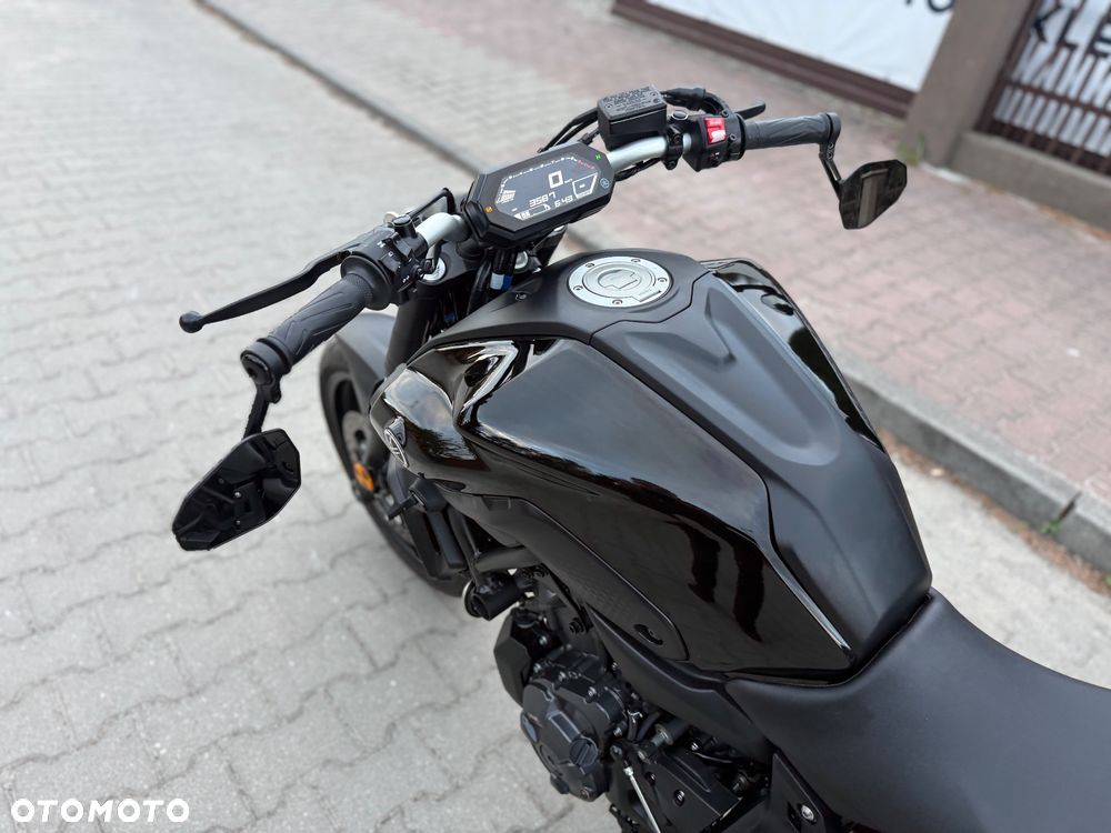 Yamaha MT - 26